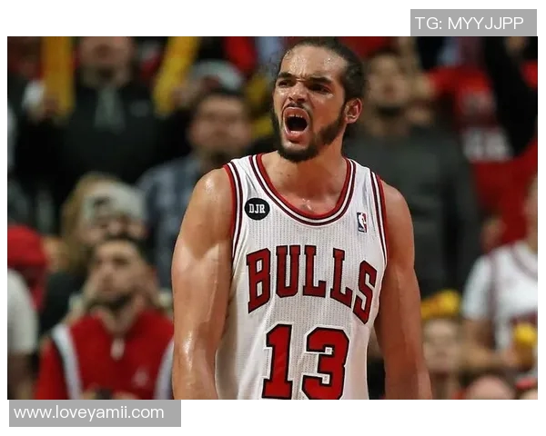 13-14赛季DPOY!乔金-诺阿重回芝加哥 现场观战公牛VS马刺 13-14赛季DPOY!乔金-诺阿重回芝加哥 现场观战公牛VS马刺