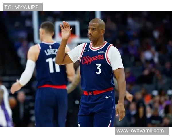 寒心!快船凌晨将保罗遣返回家实则解雇,炮哥我刚得知自己要被送回家了 寒心!快船凌晨将保罗遣返回家实则解雇,炮哥我刚得知自己要被送回家了