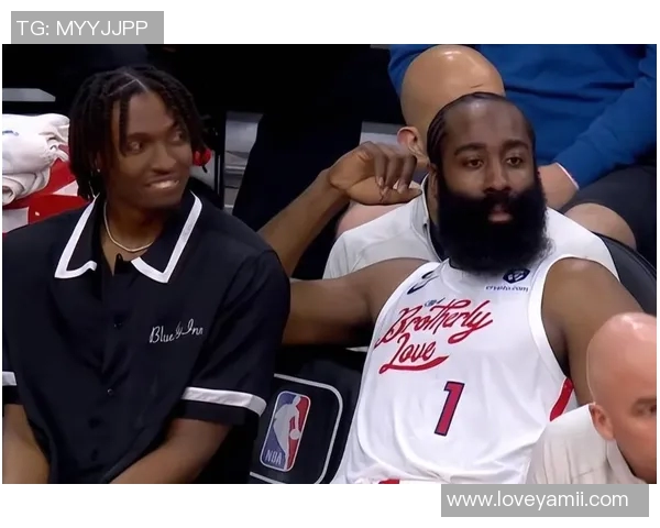 马克西:哈登开季表现让人印象深刻 他训练格外刻苦很在乎篮球 马克西:哈登开季表现让人印象深刻 他训练格外刻苦很在乎篮球